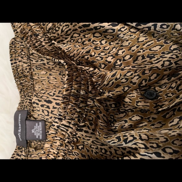 Silk Animal print shorts XL - Picture 3 of 6